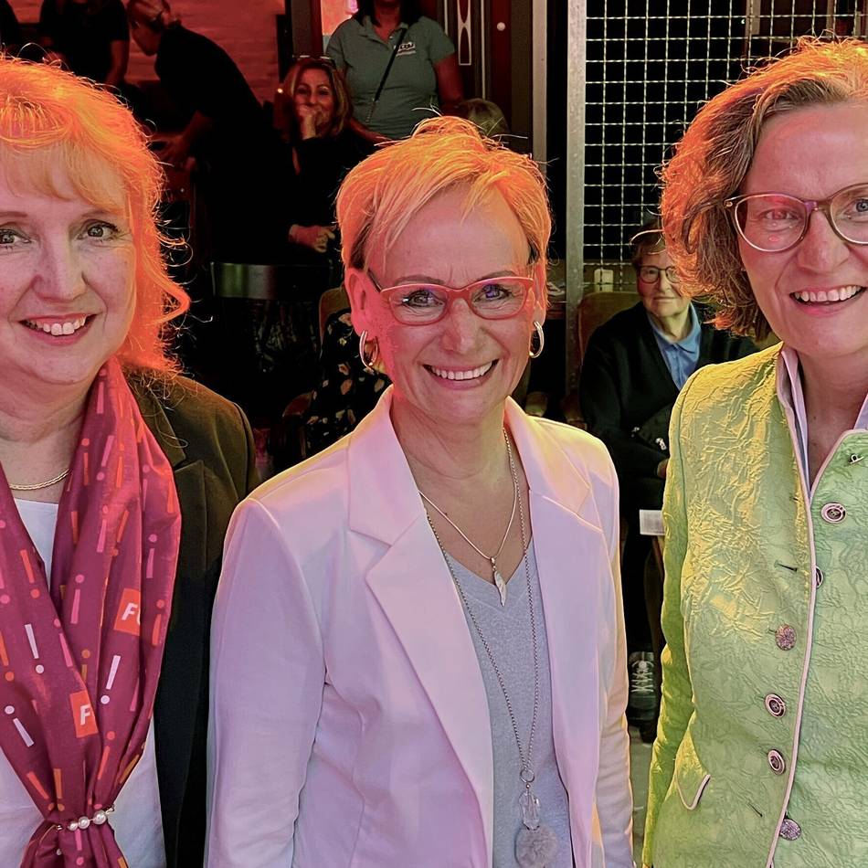 NRW-Ministerin und Bürgermeisterkandiatin in der Alten Fabrik: Hochkarätige Diskussionsrunde der Frauen-Union