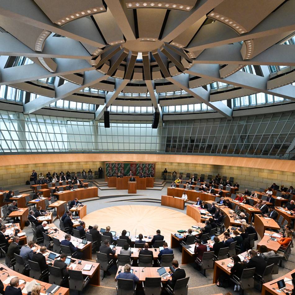Mitmachen im Jugendparlament: Drei Tage im Parlament mitbestimmen