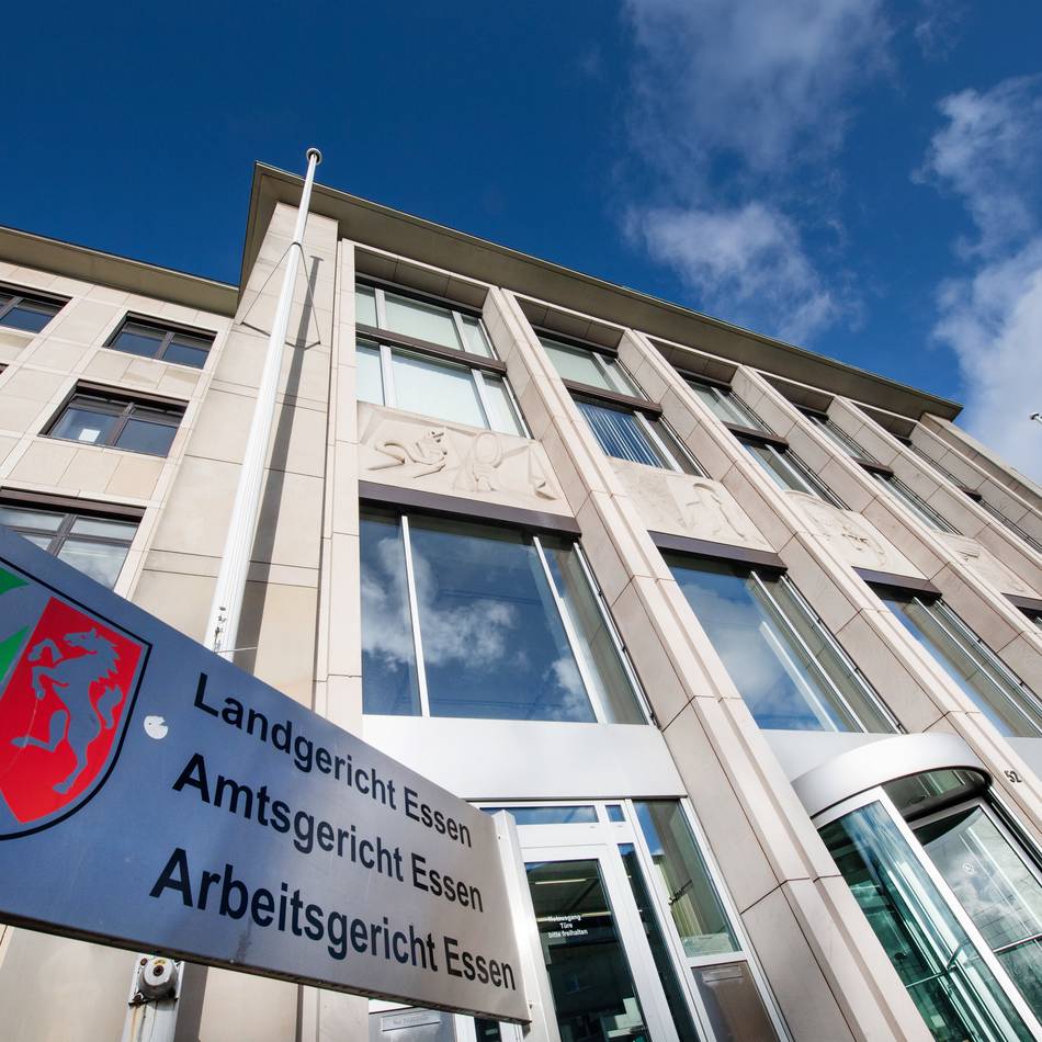 Bestechungsskandal an Uni Duisburg-Essen: Noten manipuliert – Ex-Sekretärin und Komplize zu Haftstrafen verurteilt