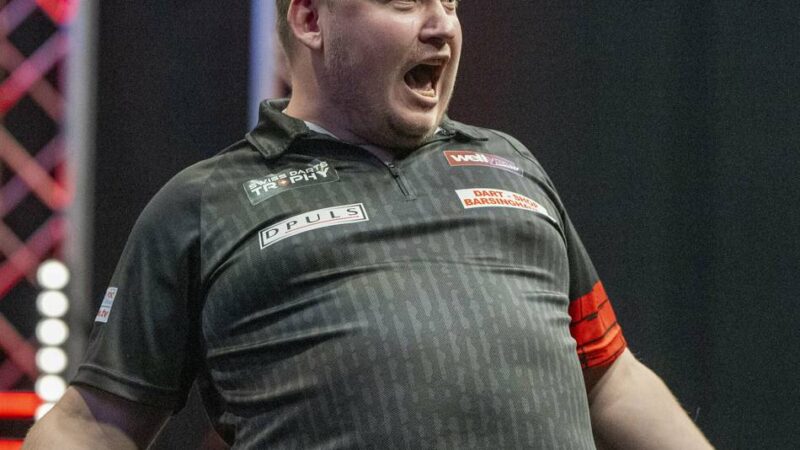 European Darts Open in der Leverkusener Ostermann-Arena: 90 Minuten Elfmeterschießen