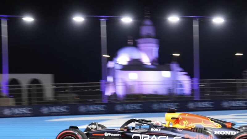 Trainingseindrücke aus Saudi Arabien: Norris setzt ein Zeichen – Verstappen trotz Verbesserung mit großen Problemen
