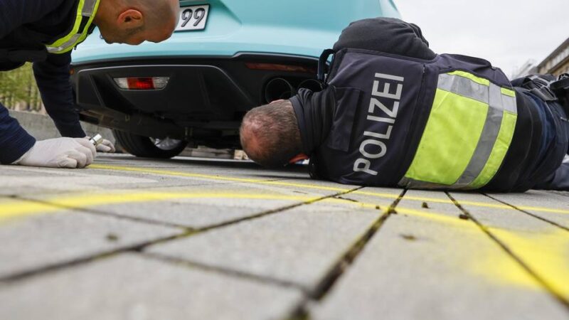 Strategie gegen Poser und Raser: Polizei sollte öfter aus der Praxis berichten