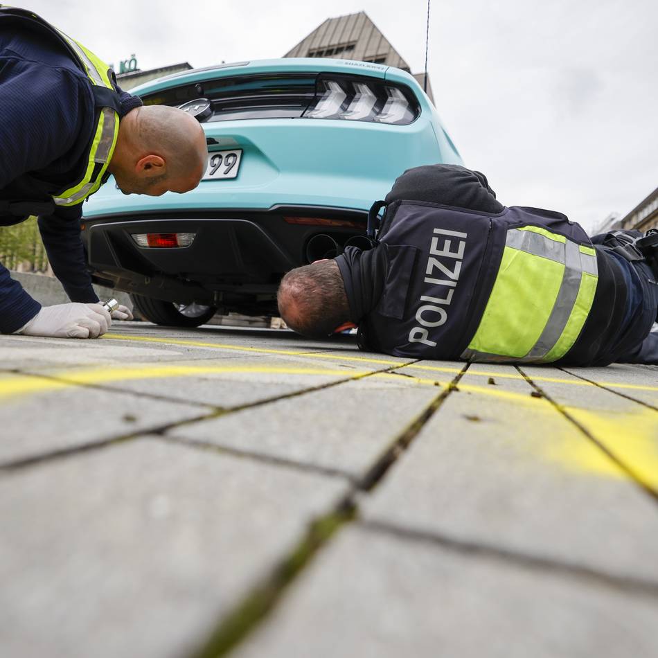 Strategie gegen Poser und Raser: Polizei sollte öfter aus der Praxis berichten