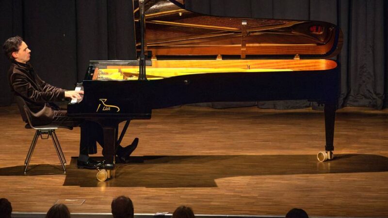 Meisterkonzert in der Erkelenzer Stadthalle: Große Klaviermeister unter sich