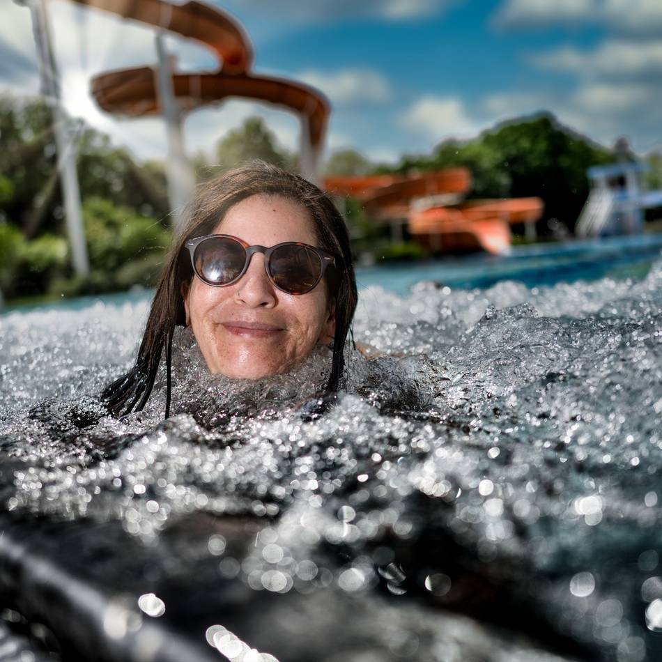 2025 in Langenfeld: Die Freibadsaison ist eröffnet – erste Schwimmer kamen schon um 6.30 Uhr