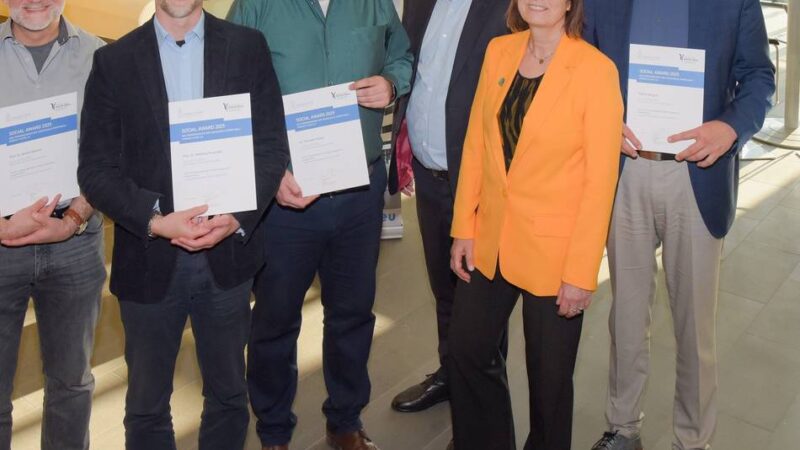 Hohe Auszeichnung: „Campus Cleve Social Award“ geht an Mathe-Macher der Hochschule