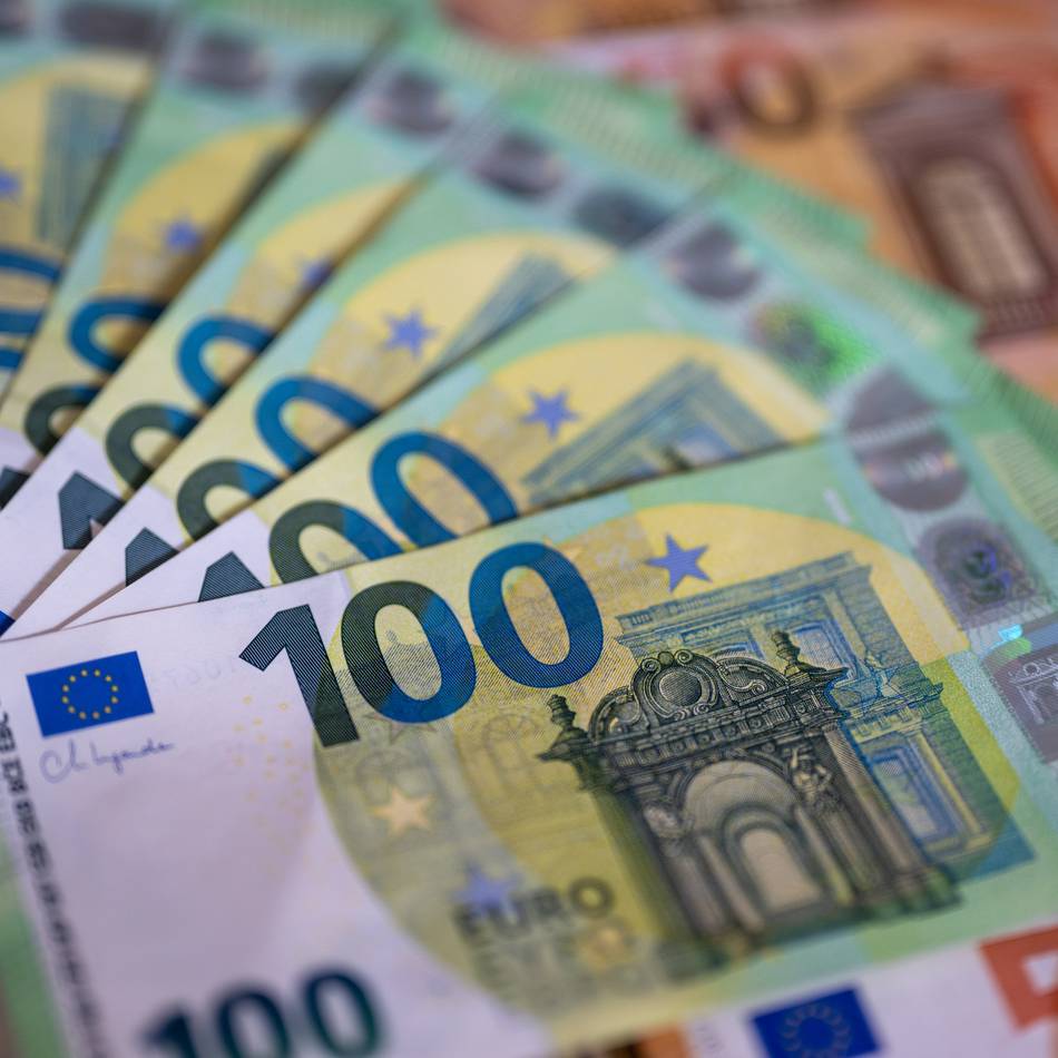Prozess gegen Leverkusener Clanfamilie: Angeklagte legen 20.000 Euro auf den Gerichts-Tisch