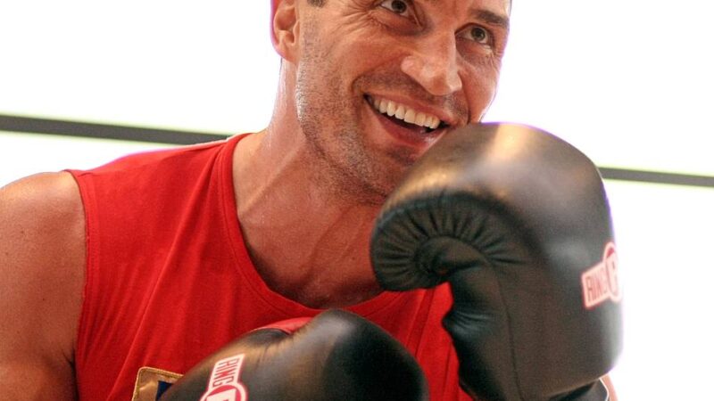 Zurück im Ring?: Klitschko relativiert Comeback-Berichte