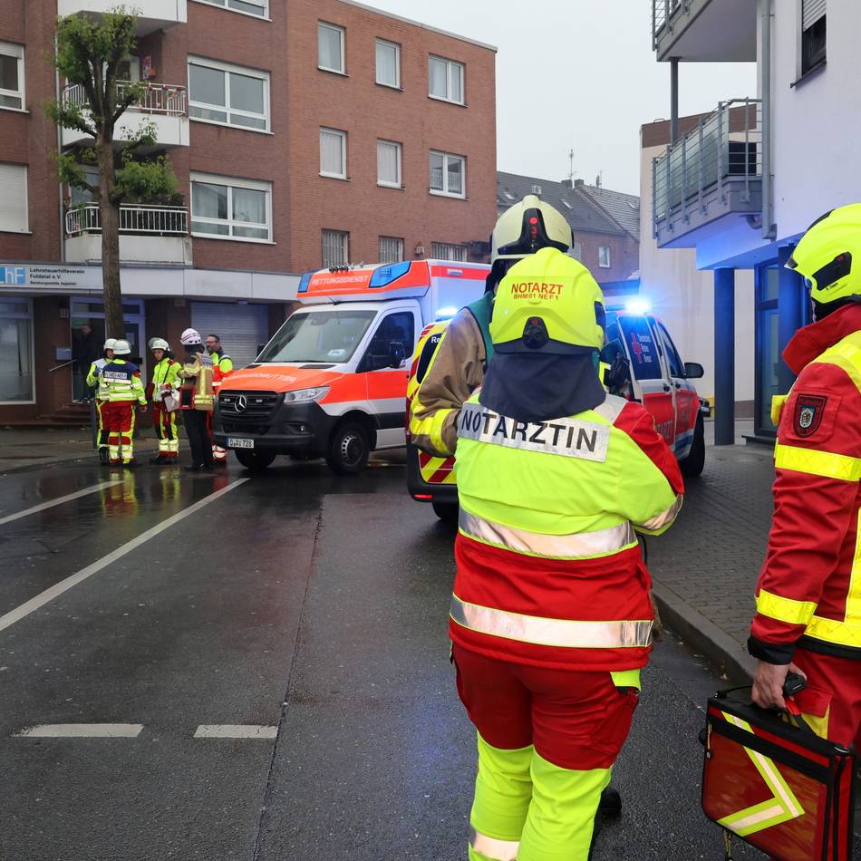 Nach Großeinsatz am Wochenende: Brandursache in Grevenbroich bleibt vorerst unklar