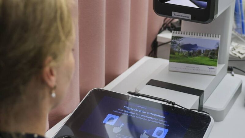 Seit 1. Mai: Holperiger Start für digitale Passfotos
