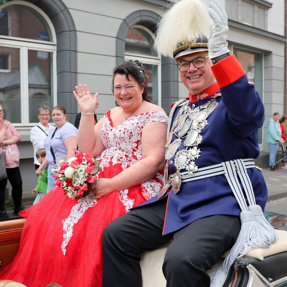 BSHV feiert noch bis Dienstag: Wetter wirbelt das Schützenfest in Jüchen durcheinander