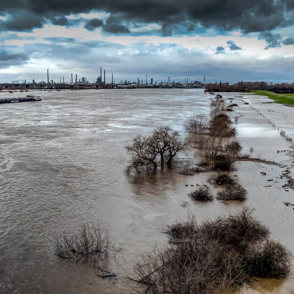Sicher vor der Flut?: Was die neue Hochwasser App für Langenfeld und Monheim bedeutet
