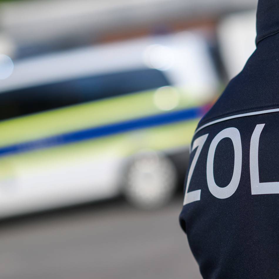 Gemeinsame Aktion in zwei Gewerbeobjekten: Nach Razzia in Lüttringhausen: Drei Personen in Abschiebehaft
