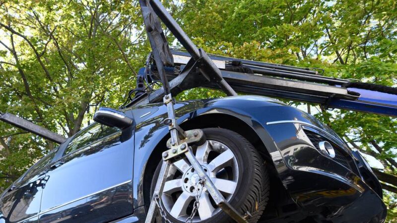 „Abschlepp-Atlas“ für 2024: So viele Autos wurden in Mönchengladbach abgeschleppt