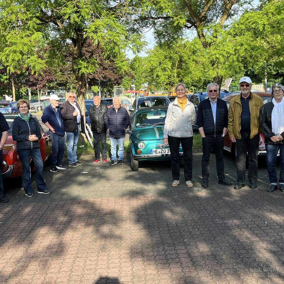 Ausfahrt nach Rhöndorf: Oldtimerfreunde Langenfeld besuchten das Adenauer-Haus