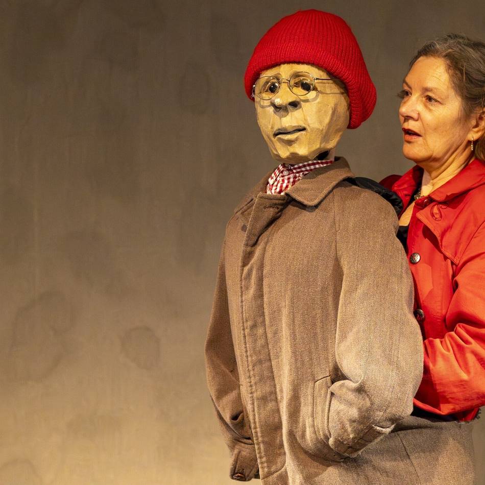 Theater in Duisburg: „Zweitzeuge“ – Opa war ein Nazi
