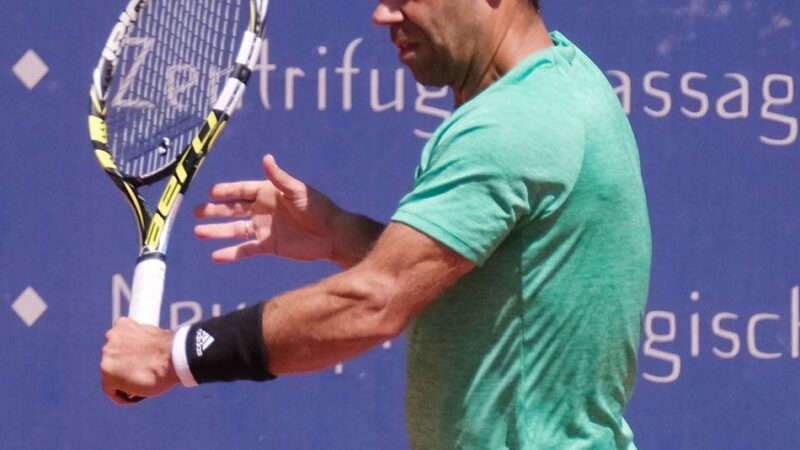 In der Tennis-Regionalliga: Ratinger TC Grün-Weiß fertigt Blau-Weiß Elberfeld ab