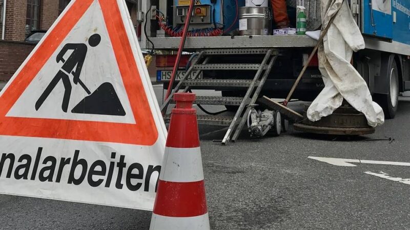 Nach Rohrbruch: Kreuzung in Houverath wird gesperrt