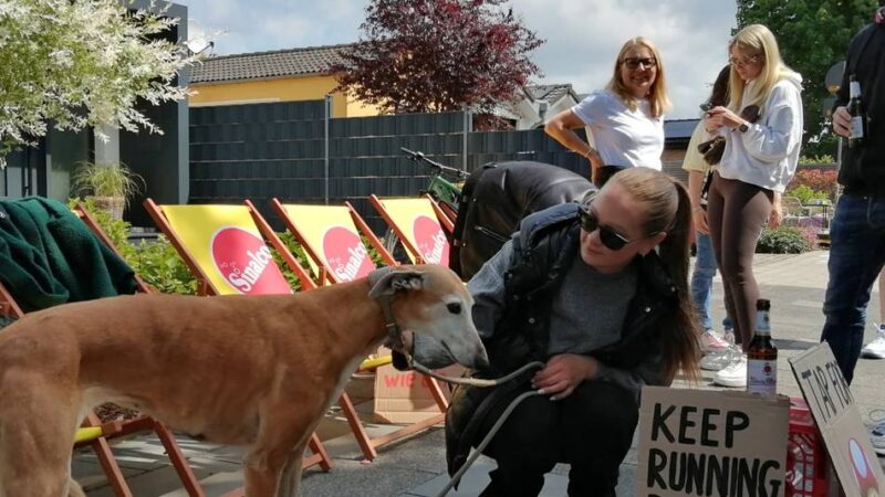 Rhein-Ruhr-Marathon: Trostloses Bild in Buchholz, Partystimmung an der Neidenburger Straße
