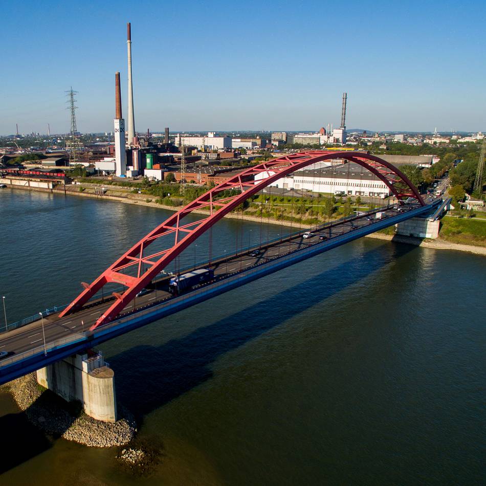 Neubau der Brücke der Solidarität: Straßenbahn soll wieder über den Rhein fahren