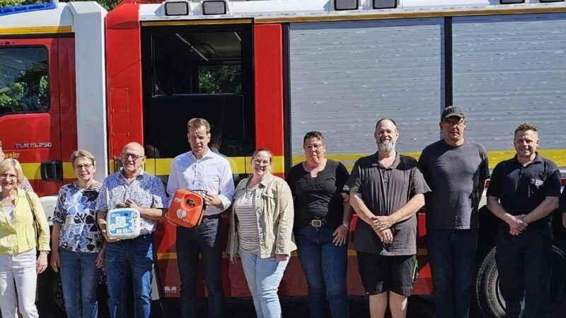 Erste Hilfe in Grevenbroich: Neue Defibrillatoren für Frimmersdorf und Neurath