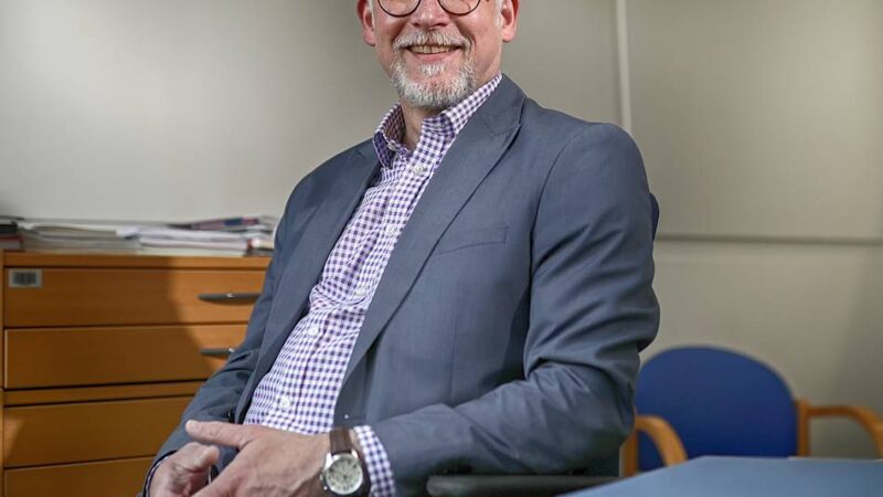 Matthias Wessel, Leiter der Volkshochschule Mettmann-Wülfrath: 50 Jahre alte Institution mit Zukunftsplänen