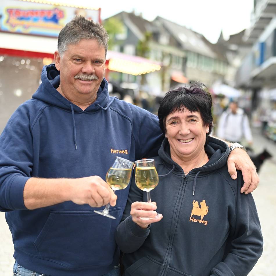 Traditionsveranstaltung in Hückeswagen: Kühler Auftakt in die Feierabend-Saison