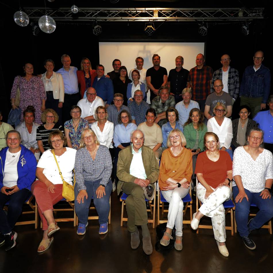 Rheinberger Jahrgang 1985: Amplonianer treffen sich 40 Jahre nach dem Abitur wieder