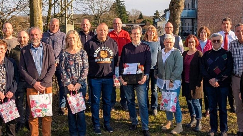 Heimatreporter im Grenzland: Ehrungen für Blutspender und Vorführung der Kleinen Schwalmtalbühne