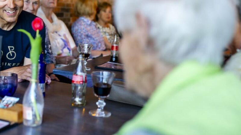Aktion für Ältere in Meerbusch: Wenn ein Kaffeekränzchen Menschen verbindet