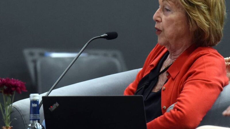 Holocaust-Überlebende spricht an Gesamtschule Büttgen: „Vergessen Sie das Kind, es wird nicht überleben“