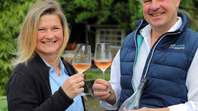 Straußwirtschaft in Menzelen: Oase für Wein-Fans öffnet wieder