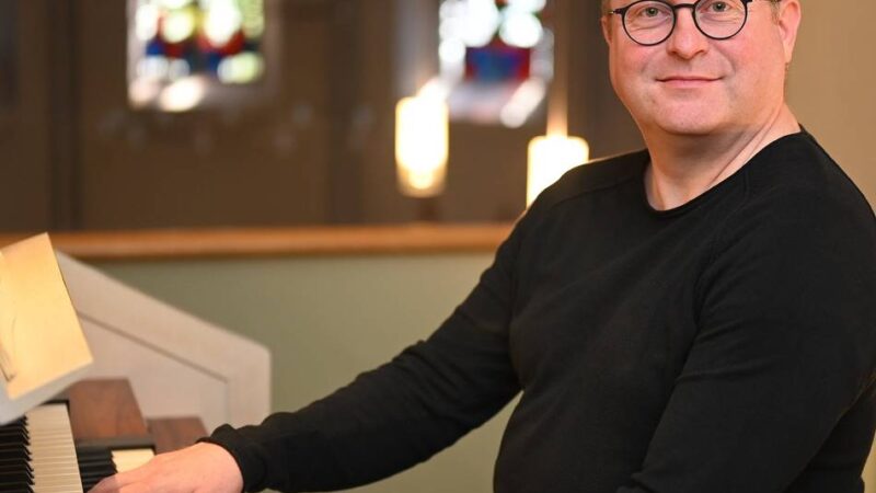 Musik im Pfarreienverband Radevormwald-Hückeswagen: Kirchenmusiker plant neuen Kinderchor für Schloss-Stadt