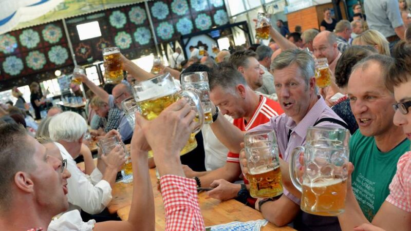 Wiesn im Gewerbepark: Erste Details für Klever Oktoberfest 2025 sind bekannt