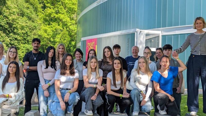 Grenzüberschreitende Bildung: Jugend forscht über Ötzi und den Neandertaler
