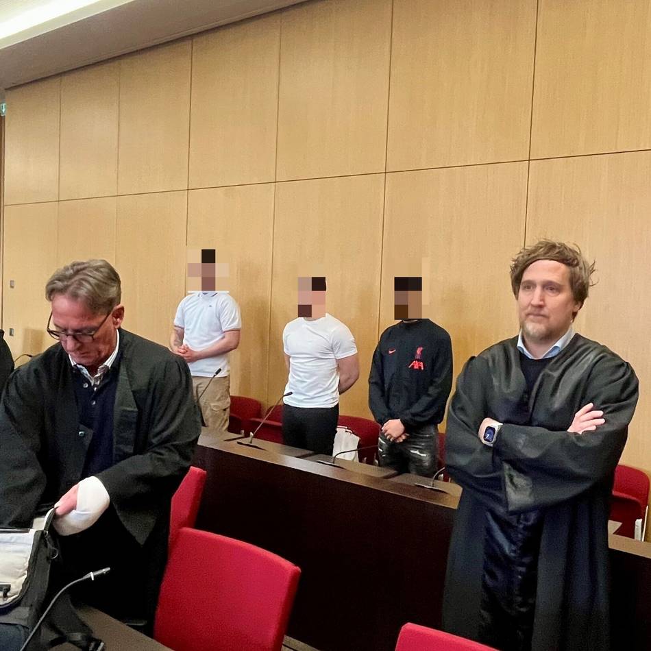 Taten in Düsseldorf, Neuss und Mönchengladbach: Lange Haftstrafen für falsche Polizisten nach Schockanrufen