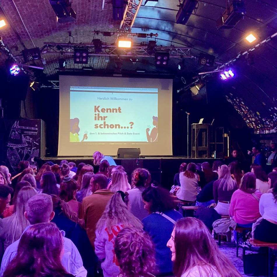 Open-Air am Stadtstrand: Dating-Format „Kennt ihr schon…?“ kommt nach Düsseldorf