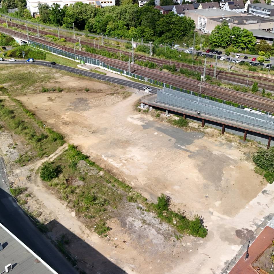 Opladener Bahnhofsquartier verzögert sich weiter: Leere Flächen statt begrünter Häuser