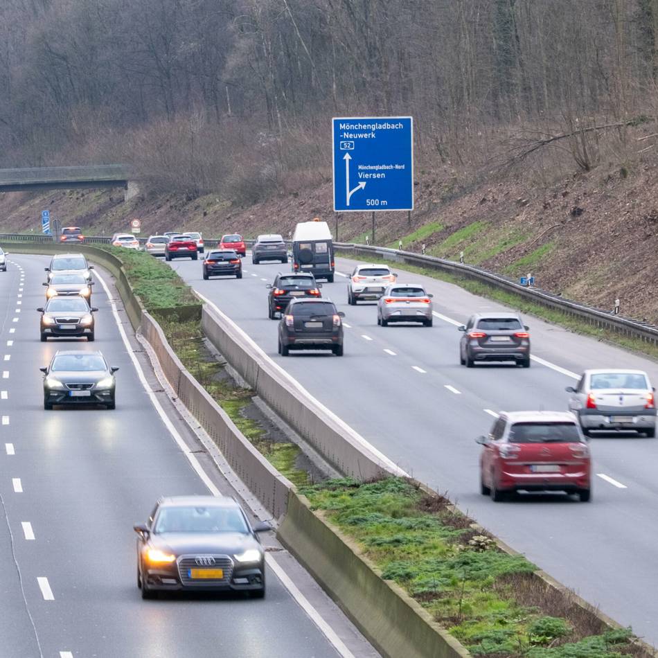 Zahlen der Bundesagentur für Arbeit: Mehr als jeder zweite Mönchengladbacher arbeitet in der Heimatstadt