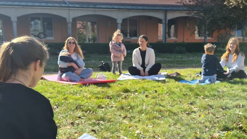 Bei Spielgruppe Vergissmeinnicht: Kinderyoga in Kevelaer