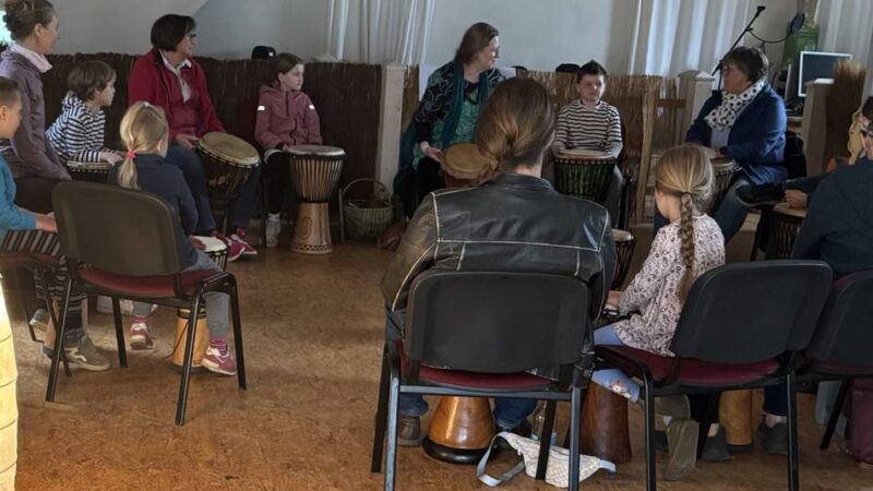 Kinderschutzbund Willich: Trommeln und Hip-Hop auf dem Schmittchenhof
