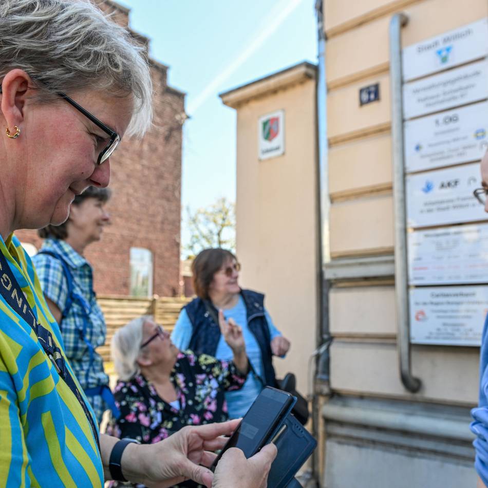 Mit der App unterwegs: Eine Stadtteilrallye durch Schiefbahn