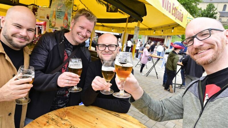 Im Mönchgengladbacher Geropark: Prost! Bierbörse lockt Besucher mit Spezialitäten aus aller Welt