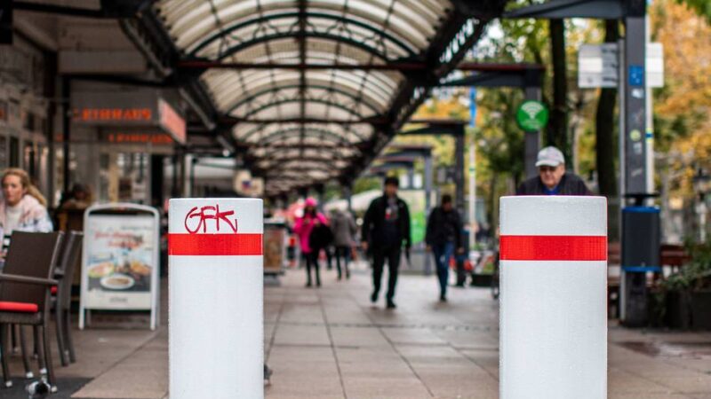 Sicherheit in Grevenbroich: Flexible Sperren sollen Veranstaltungen schützen