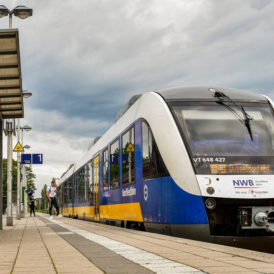 Chaos beim Niersexpress: Rhein Ruhr Bahn bekam nur wegen des Preises den Zuschlag