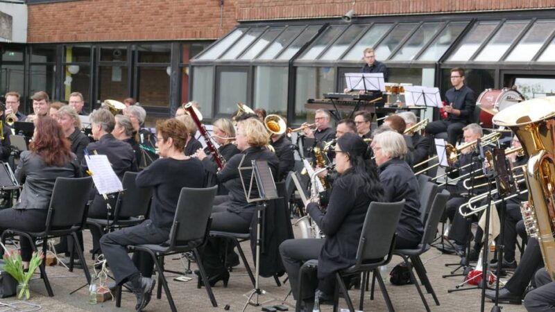 Benefizkonzert in Korschenbroich: Frühjahrskonzert mit Klassik und Evergreens
