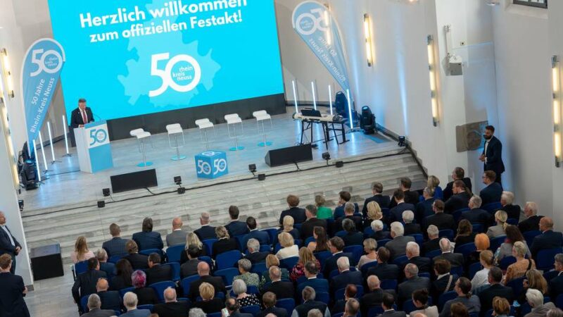 Hendrik Wüst bei Festakt in Neuss: „Mit so viel Spaß hatte ich hier gar nicht gerechnet“
