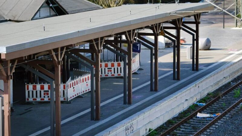 Vorstoß der CDU: Barrierefreie Toilette für Bahnhof Hösel gefordert