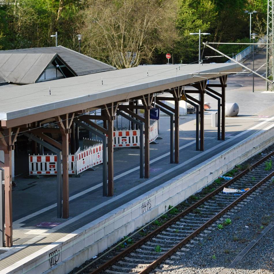 Vorstoß der CDU: Barrierefreie Toilette für Bahnhof Hösel gefordert