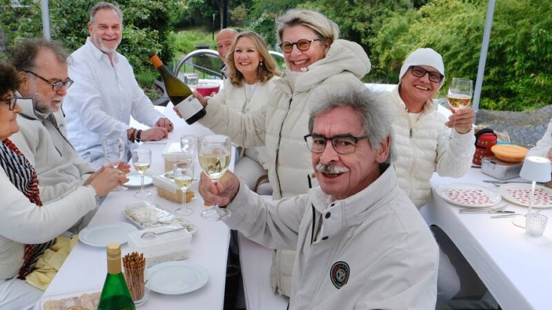 Ratinger Flanierwochenende: Genießer brauchten Regenschirme